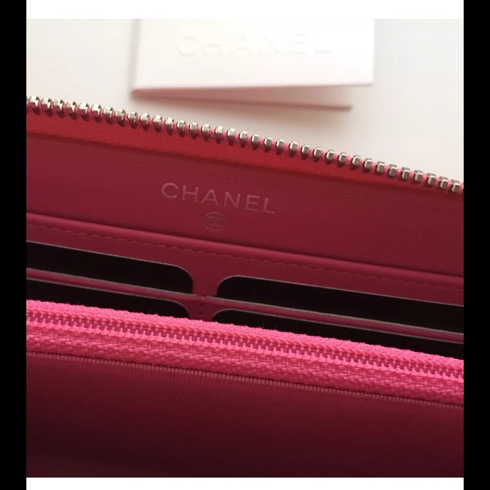💕Chanel Wallet💕 - Picture 6 of 8